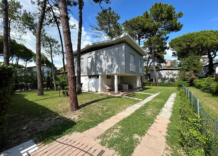 Villa Mistral